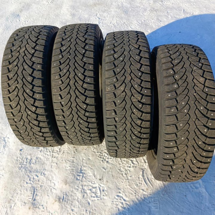 215/60 R17 Formula Ice