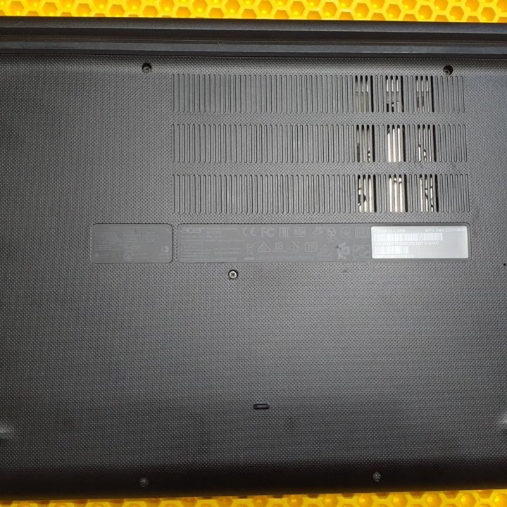 Ноутбук Acer ex 215-31.