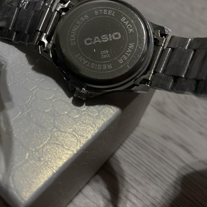 Часы наручные Casio