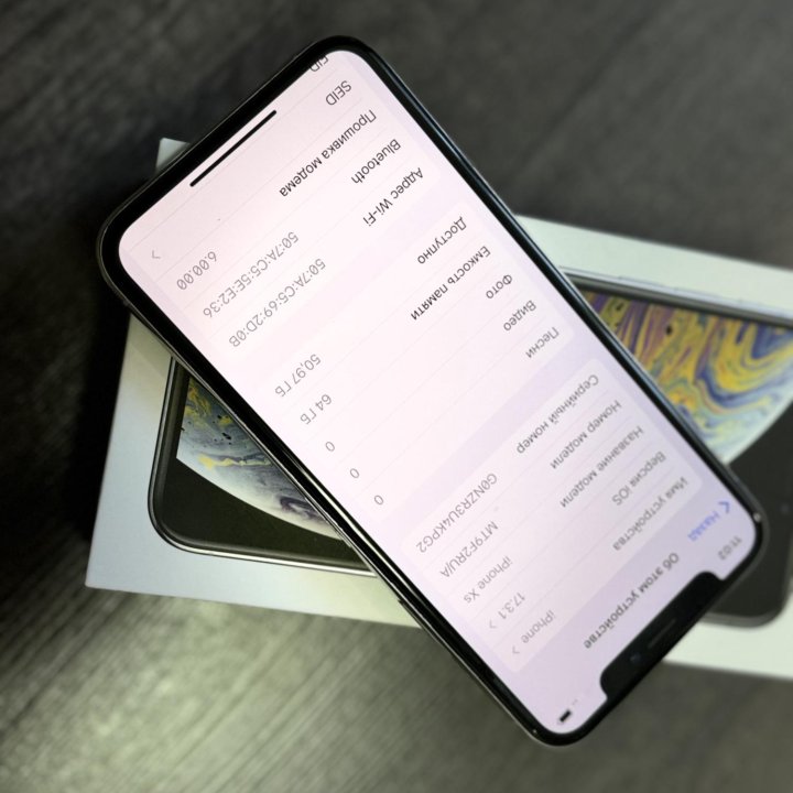 Продам iPhone XS 64Gb Silver РСТ