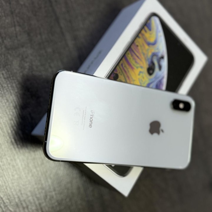 Продам iPhone XS 64Gb Silver РСТ