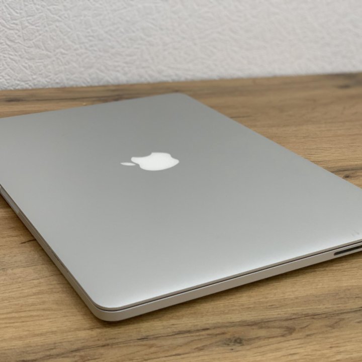 MacBook Pro 15 Retina i7/8/512Gb + Photoshop