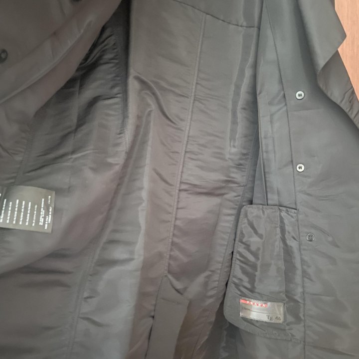 Плащ PRADA- оригинал