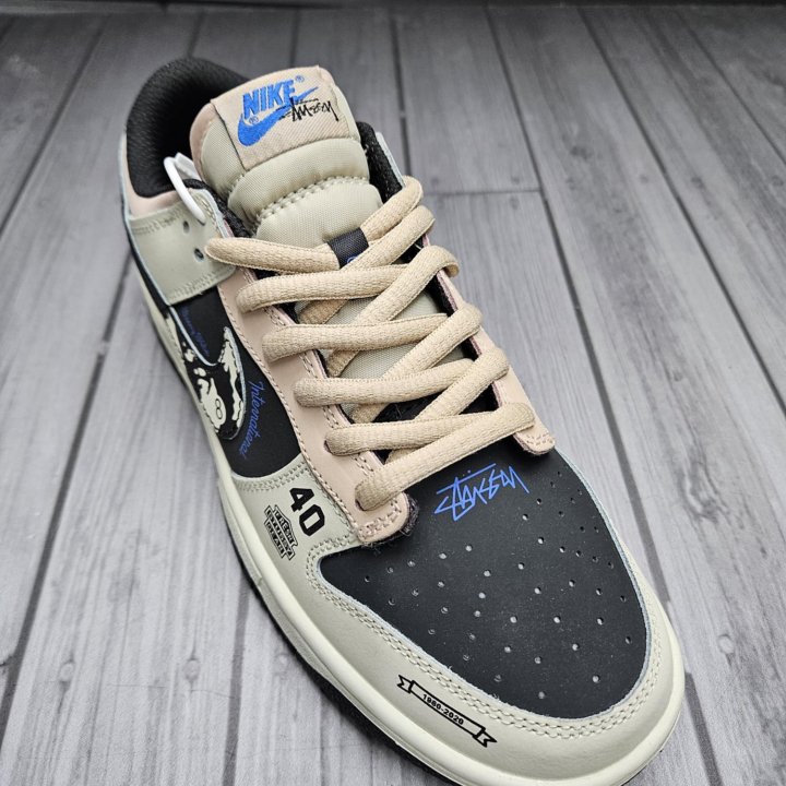 Мужские кроссовки Nike SB Dunk Low x Stussy