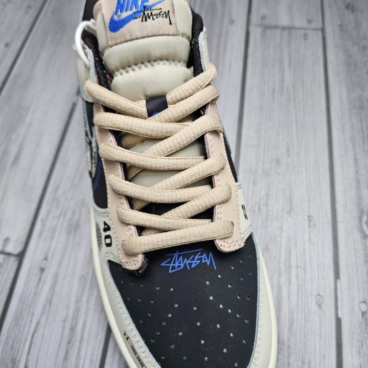 Мужские кроссовки Nike SB Dunk Low x Stussy