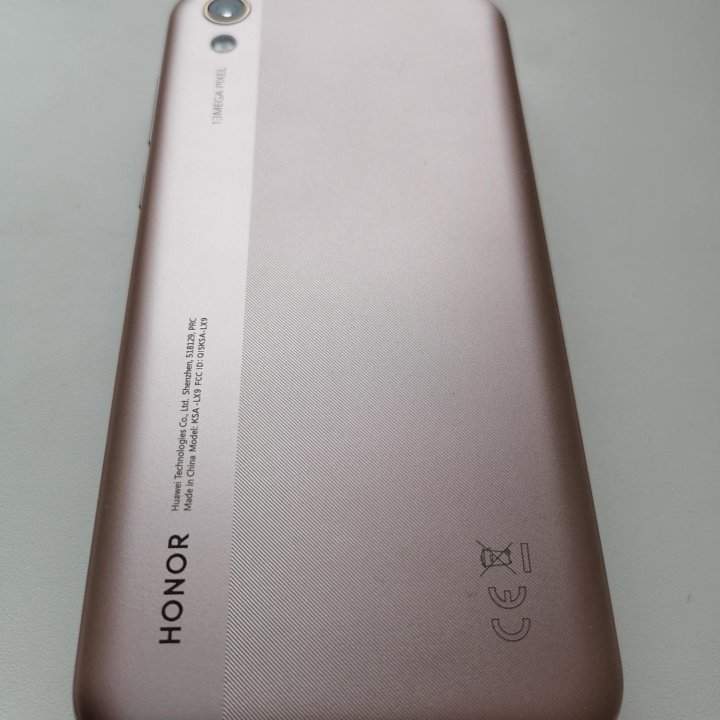 Honor 8S