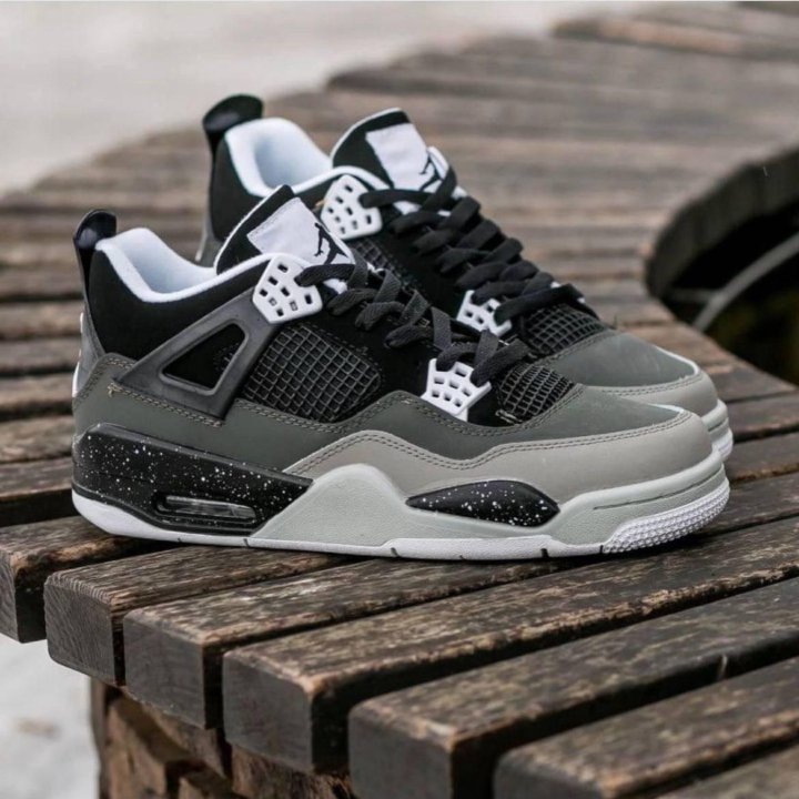 Кроссовки Jordan 4