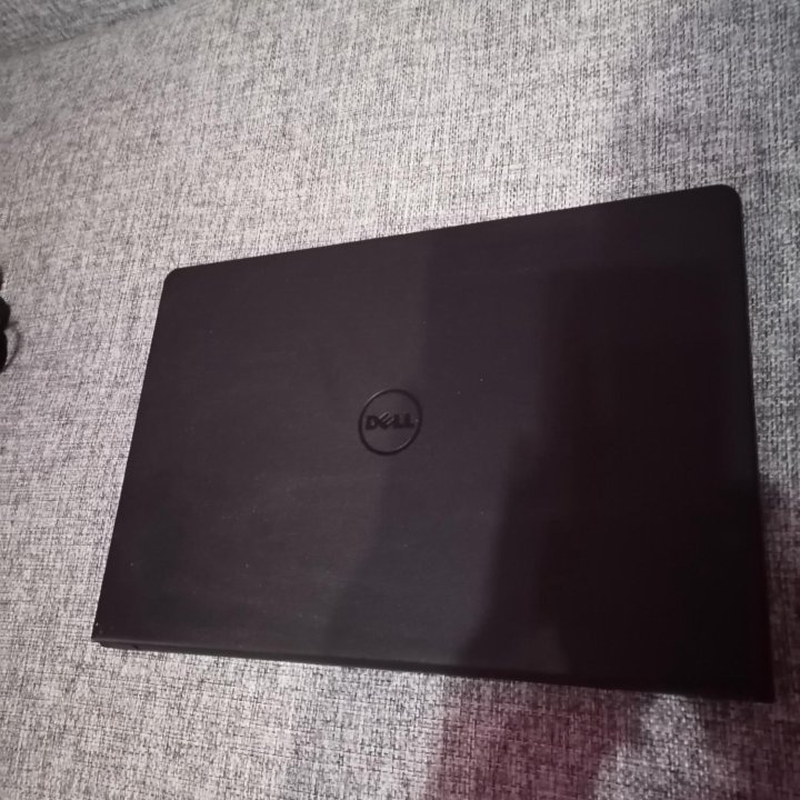 DELL Inspirion 15