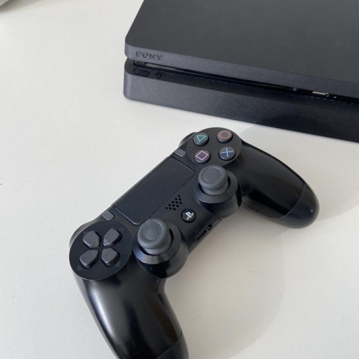 Sony PS 4 Slim