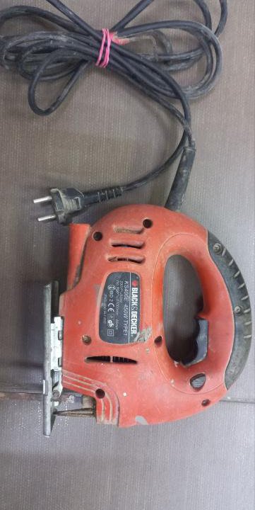 Лобзик BLACK DECKER ks400e