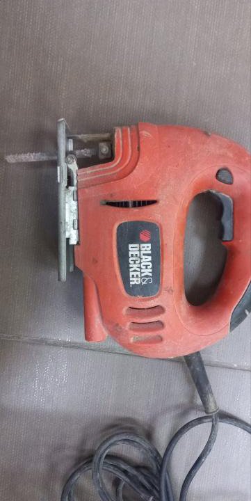 Лобзик BLACK DECKER ks400e