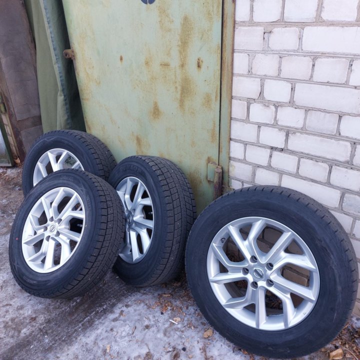 Диски с резиной ниссан x-trail 225/65 R17,