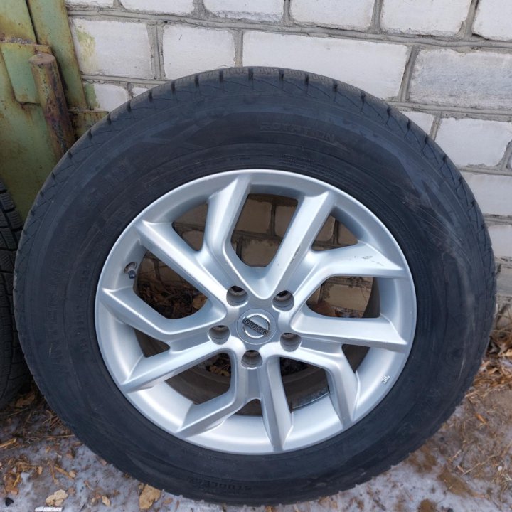 Диски с резиной ниссан x-trail 225/65 R17,