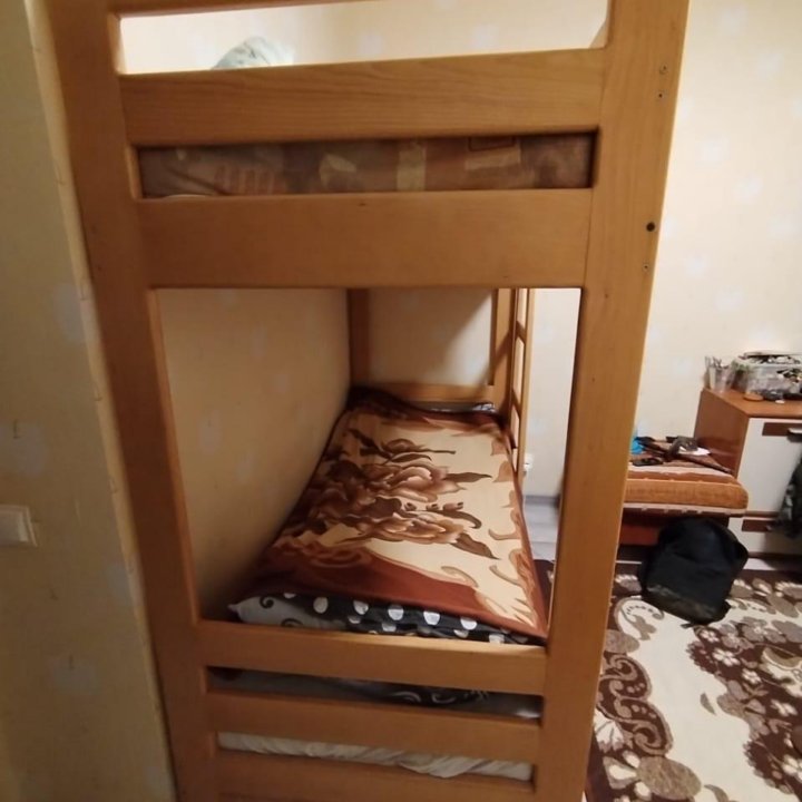 Кровать двухярусная