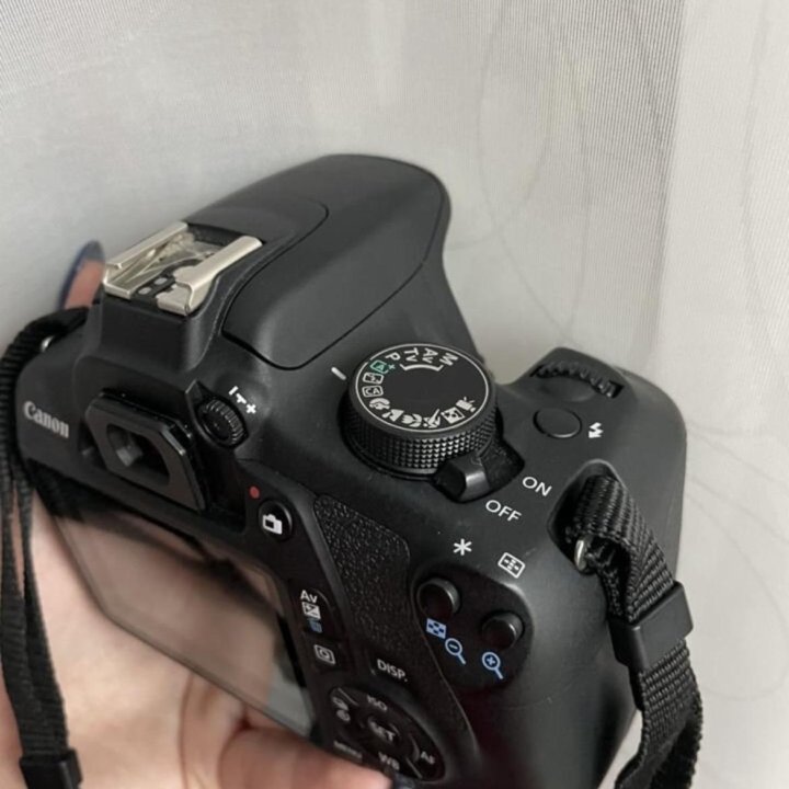 Фотоаппарат Canon EOS 1200D Body