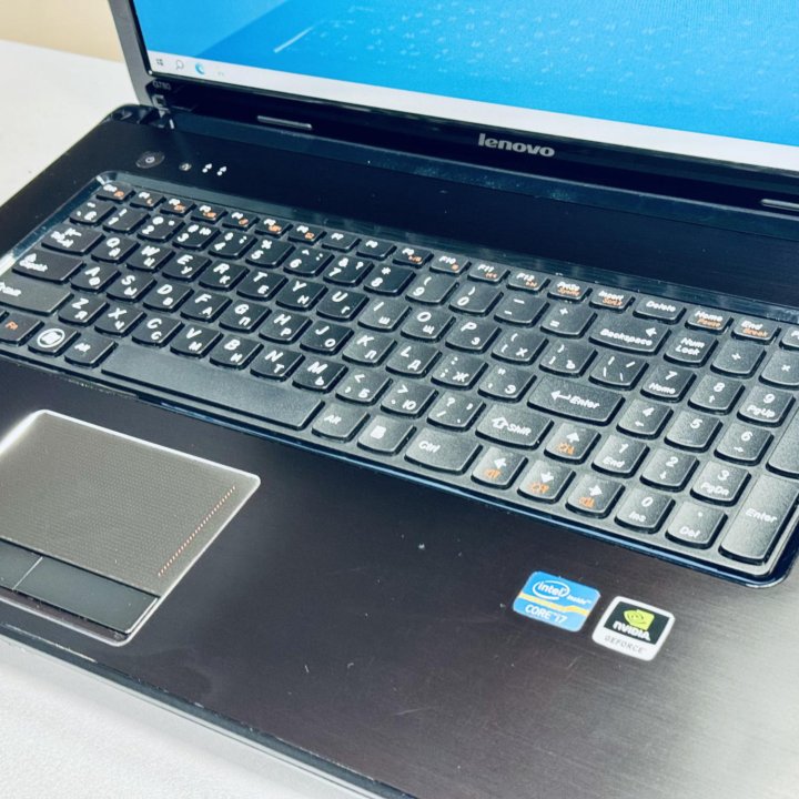 Lenovo 17.3