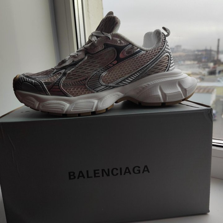 Кроссовки Balenciaga