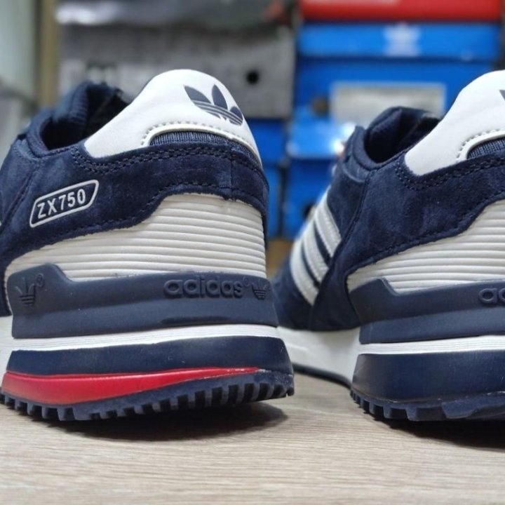 Кроссовки Adidas ZX 750