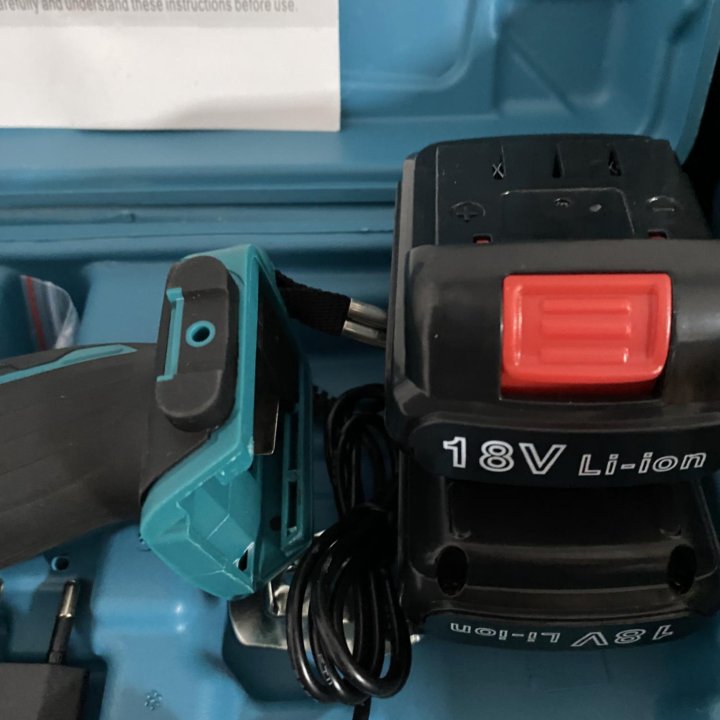 Шуруповерт Makita 18 V