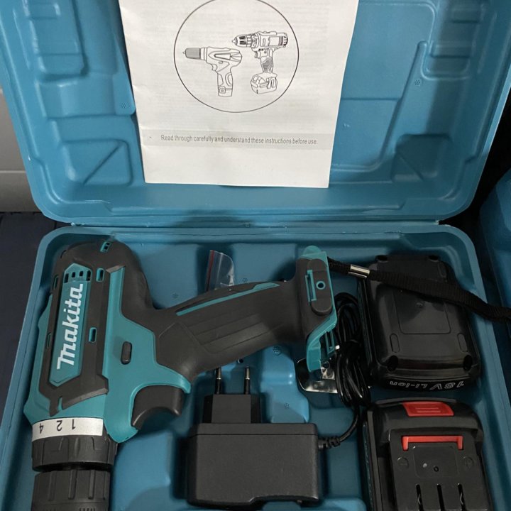 Шуруповерт Makita 18 V