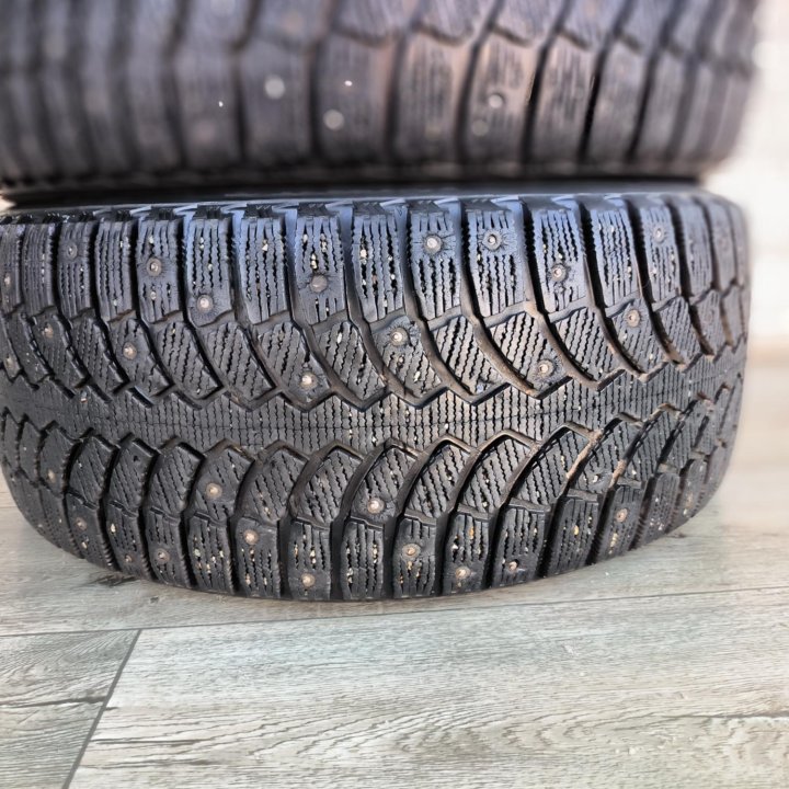 245/45/17, Bridgestone Spike 01, 2 шт