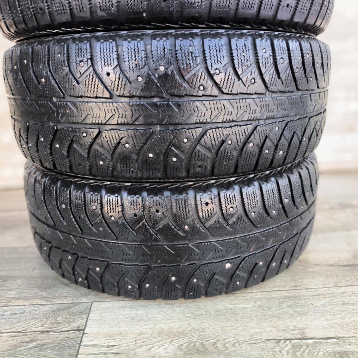 205/60/16, Bridgestone IC7000, 4 шт