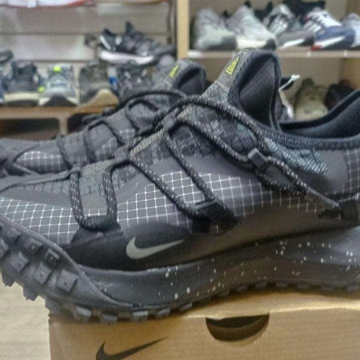 Кроссовки Nike Acg Mountain Fly