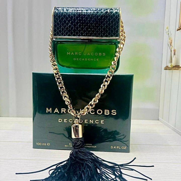 Marc Jacobs Decadence