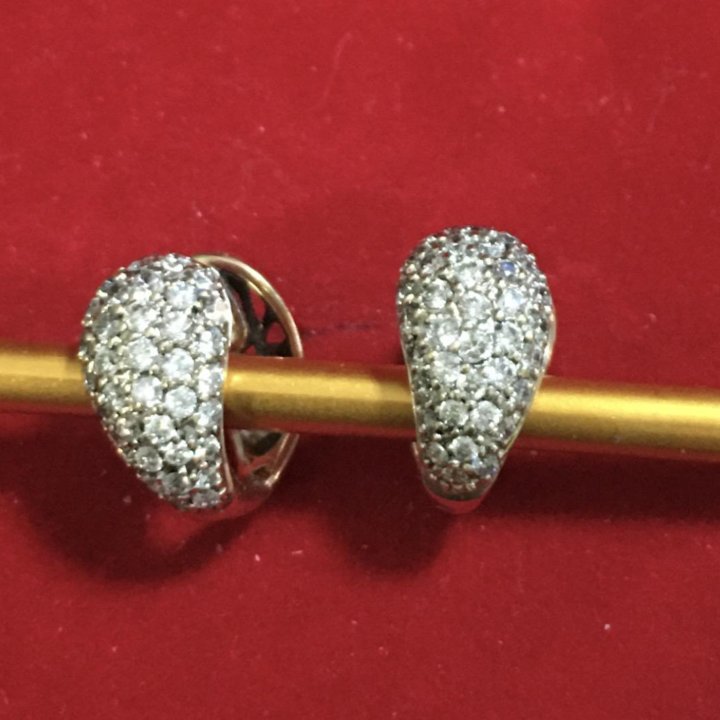 Серьги с бриллиантами