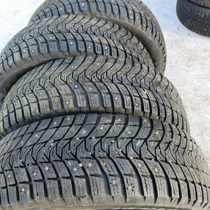 215/60 R17 Michelin X-Ice North 3