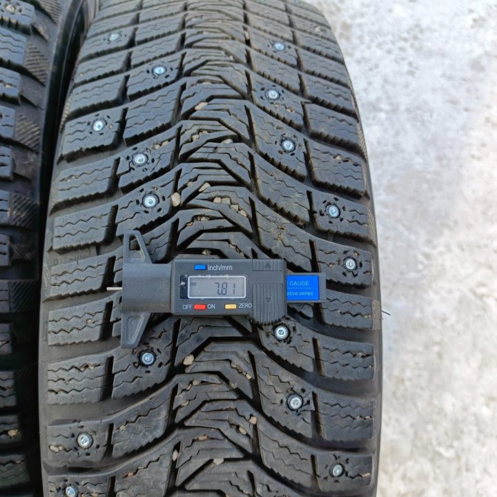 215/60 R17 Michelin X-Ice North 3