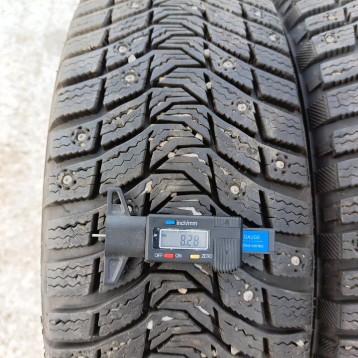 215/60 R17 Michelin X-Ice North 3