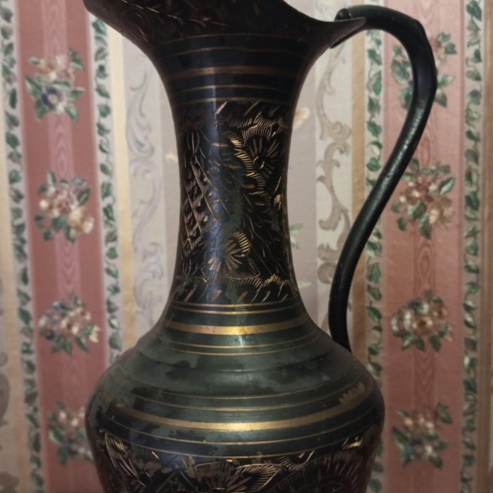 Ваза - кувшин