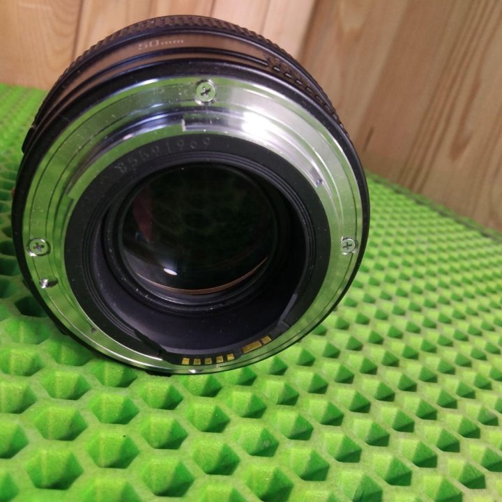Объектив Canon EF 50mm f/1.4 USM (Г1053)