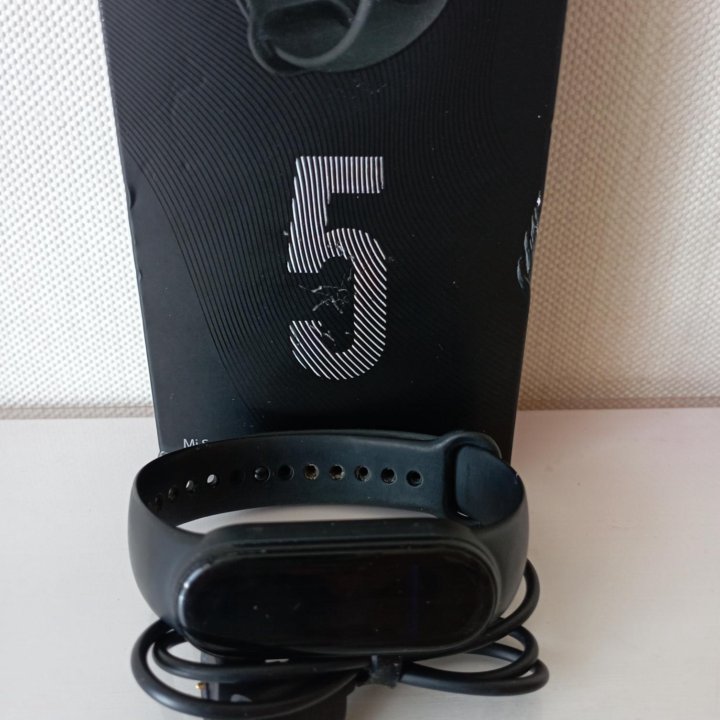 Фитнес-браслет Xiaomi MI Smart Band 5RU