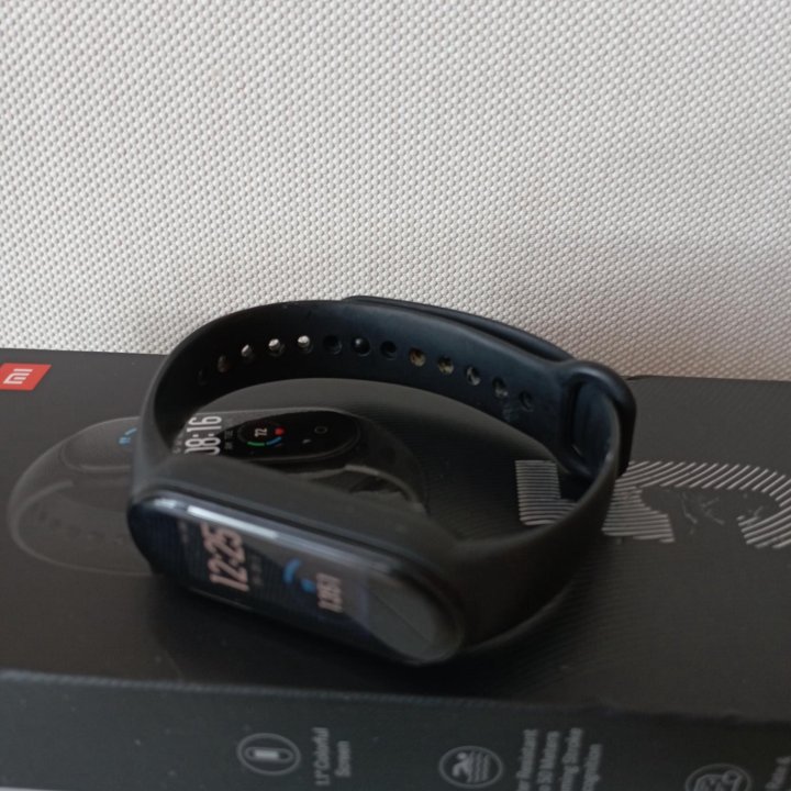 Фитнес-браслет Xiaomi MI Smart Band 5RU