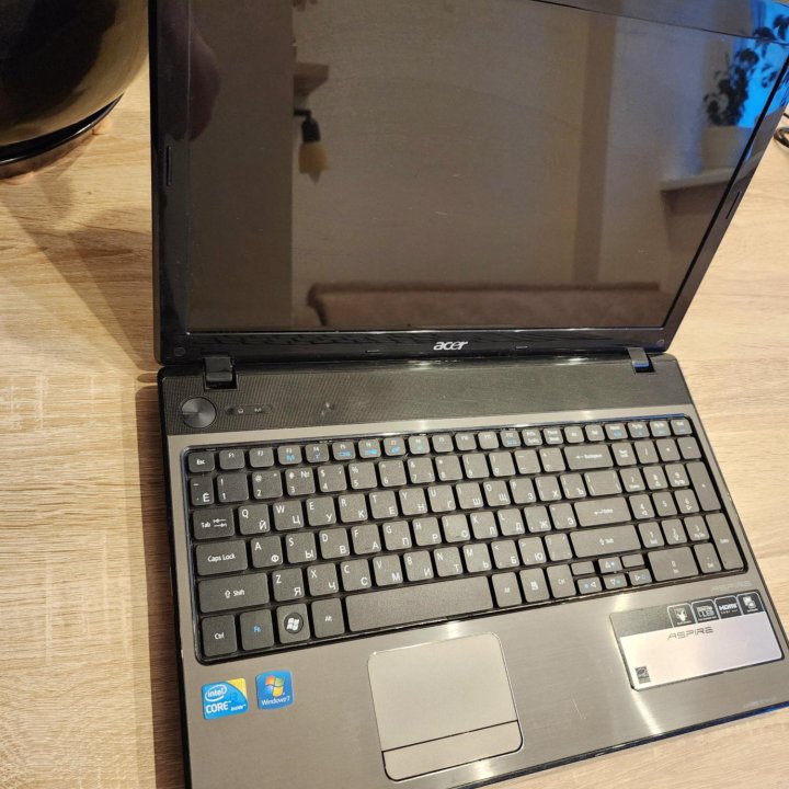 Acer, core i3, SSD+HDD