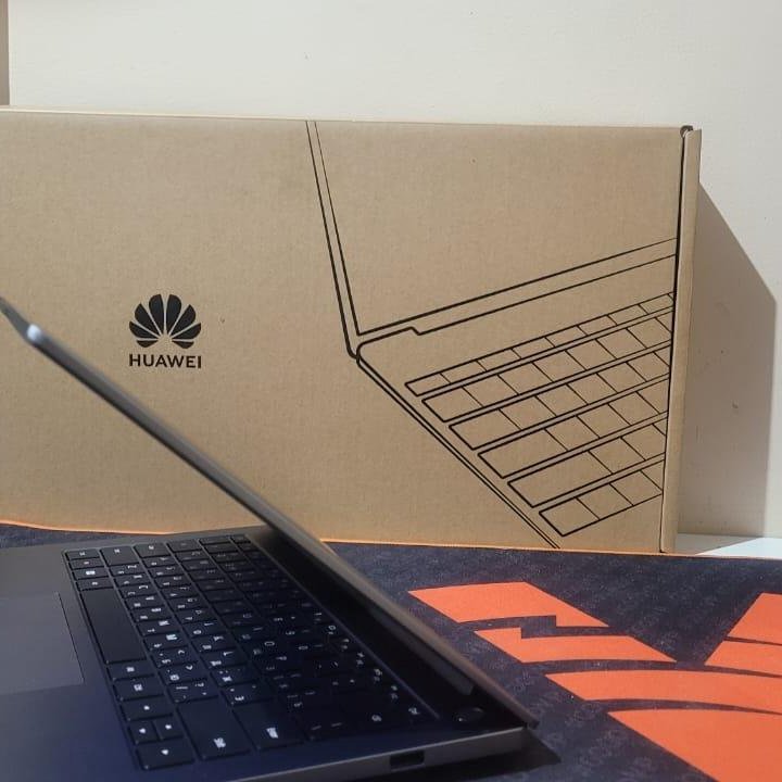 Новый Huawei MDF-X i5-1240p 8gb SSD 512gb