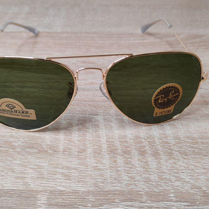 Солнцезащитные очки Ray Ban