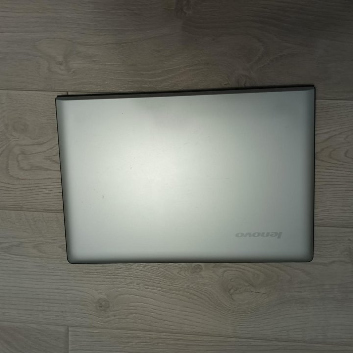 Lenovo 300-15ISK i3/16gb/2 видео/SSD