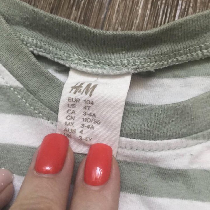 Футболки H&M 2 шт 104