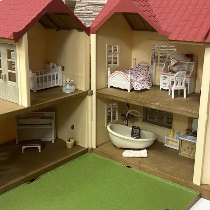 Большой дом со светом Sylvanian Families