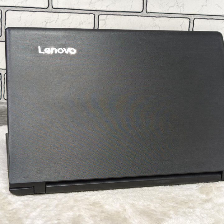 Lenovo / i3-6006U / 8GB DDR4 /SSD+HDD