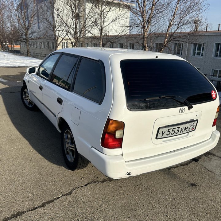 Toyota Sprinter, 1996