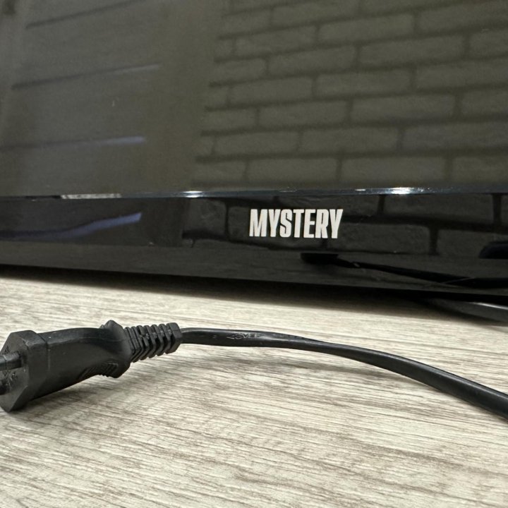 Телевизор Mystery MTV-4228LTA2 LED, на запчасти