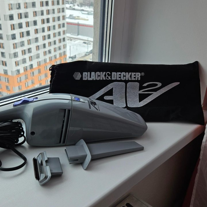 Автомобильный пылесос Black&Decker