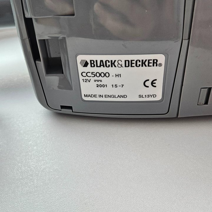 Автомобильный пылесос Black&Decker