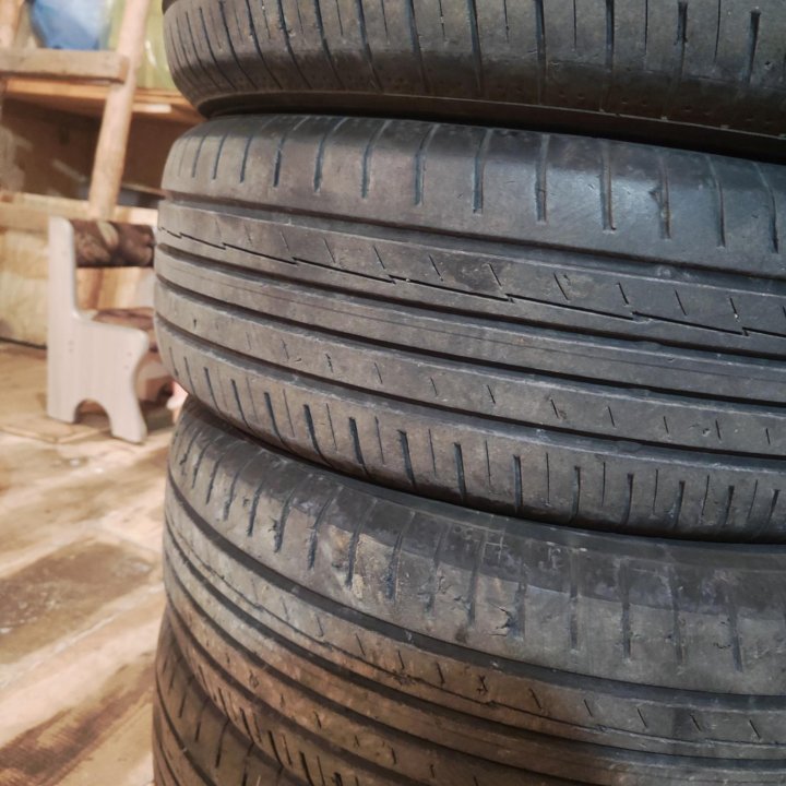 Yokohama 215/65 r 17