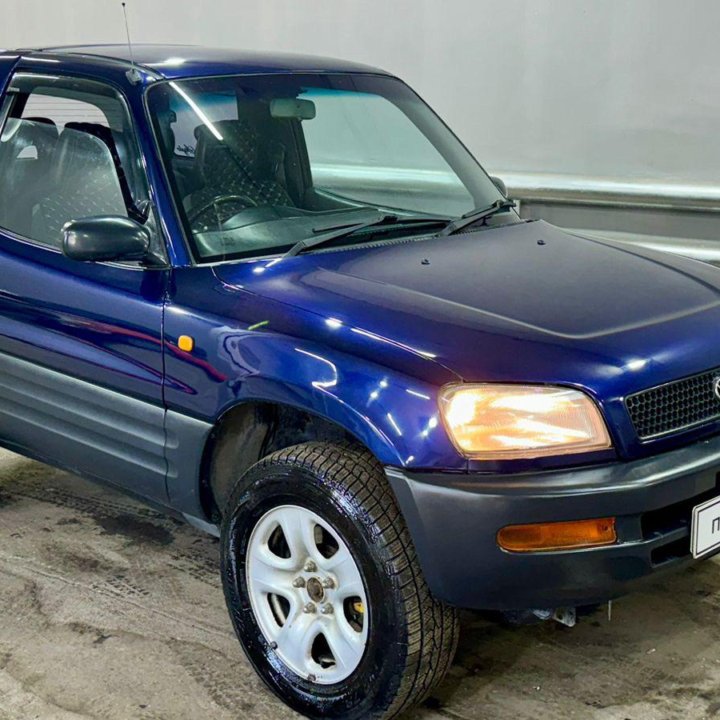 Toyota RAV4, 1995