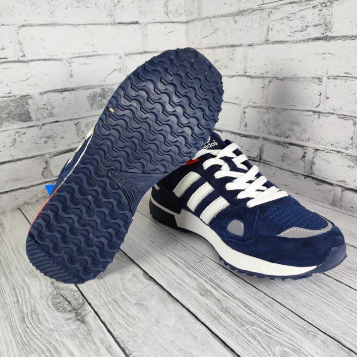 Кроссовки Adidas ZX 750